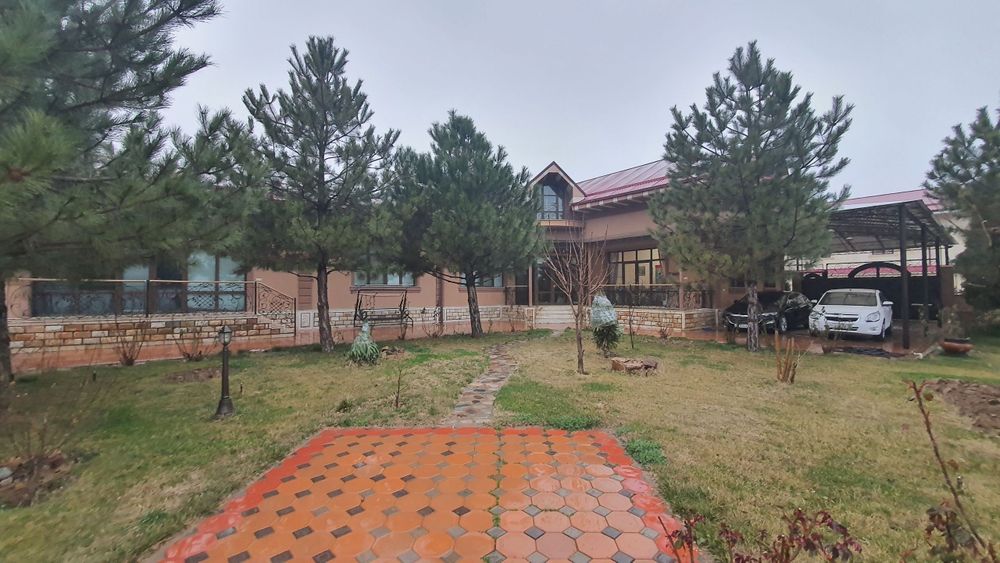 Продаётся большой дом