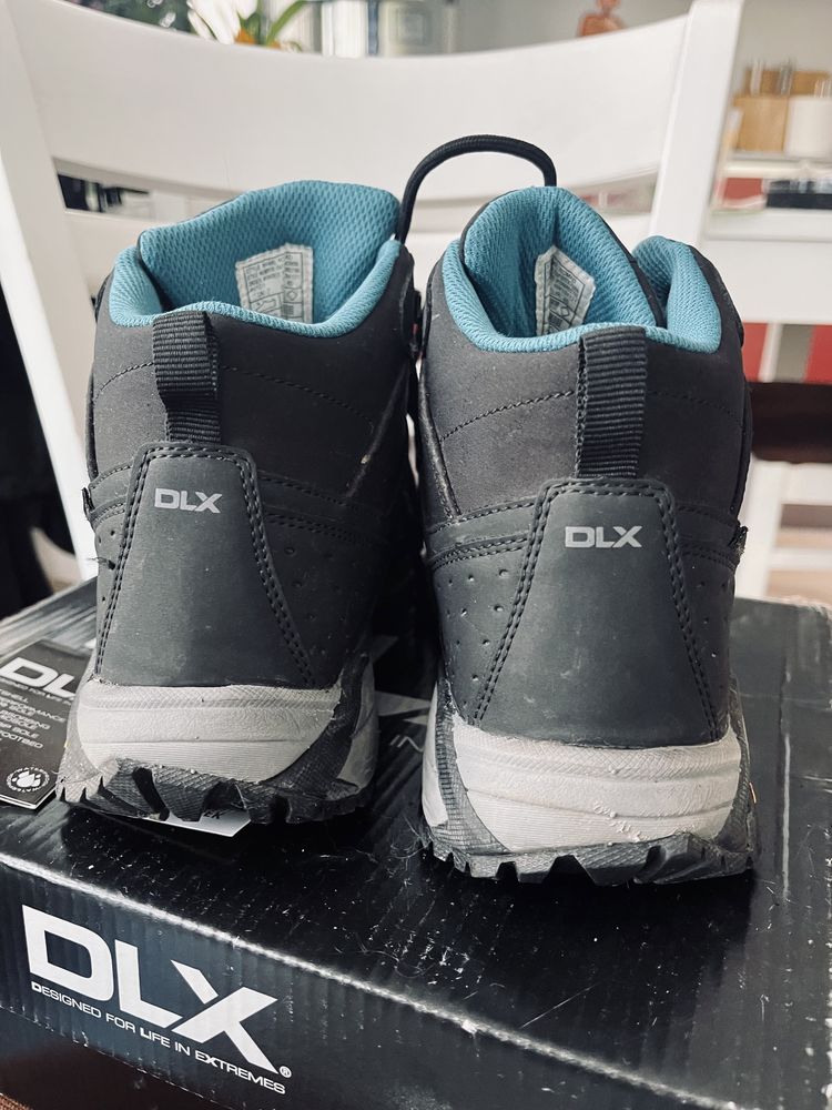 Туростически зимни обувки DLX - отговат  на 39