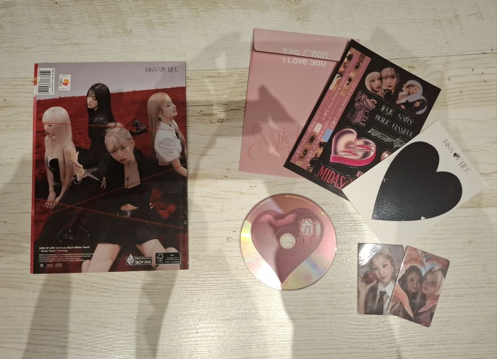 KISS OF LIFE - Midas Touch