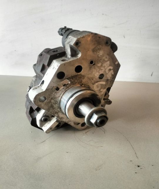 Pompa inalta presiune  8200170377 Renault Master  seria