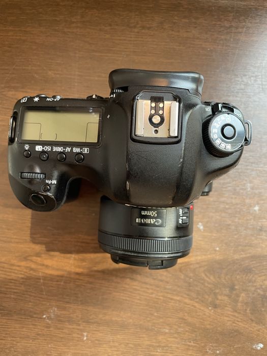 Срочно зор холатида Canon Mark 3 5D