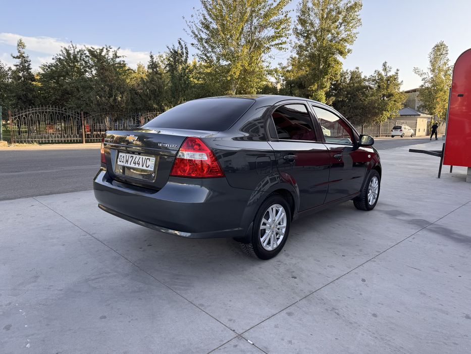 Nexia 3 Automatic GK2 Color 2017 Yil Probeg 127000
