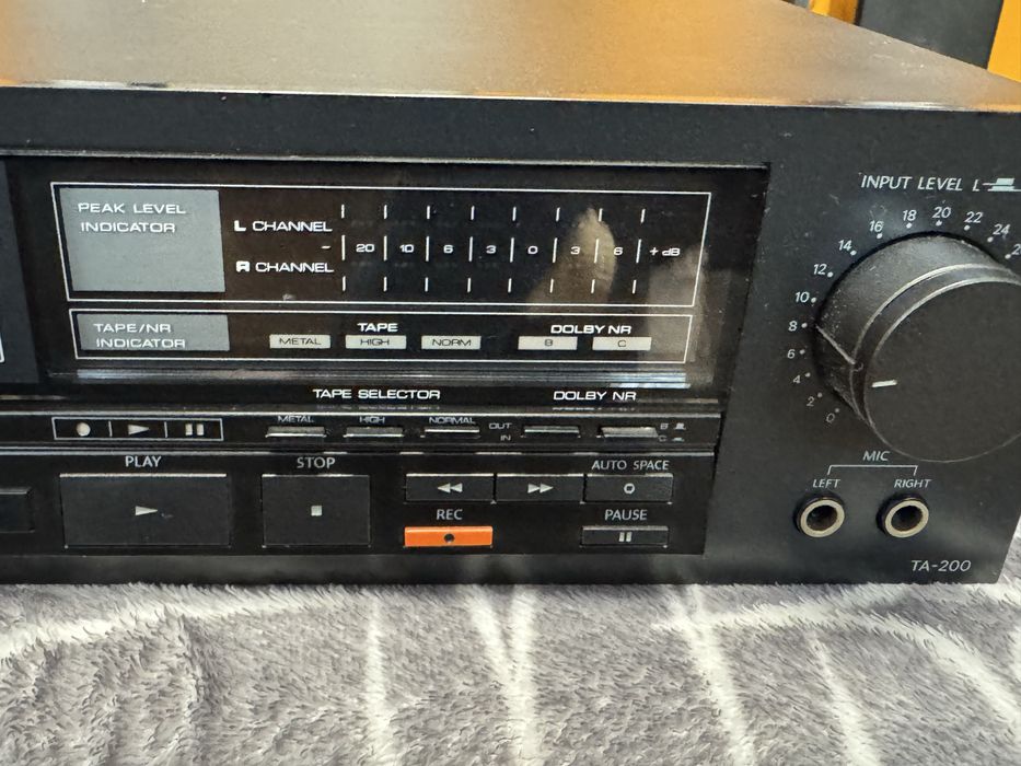 Deck Onkyo TA-200