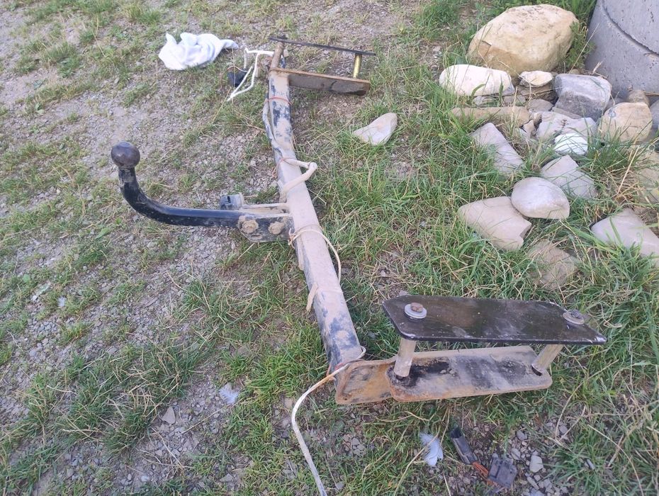 Vand câlig de remorcare