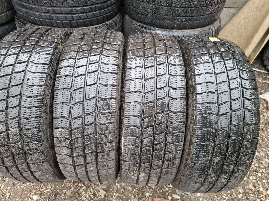 Anvelope 215/65R16C marca Vredestein, M +S, 7 mm