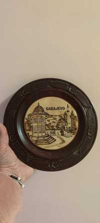 Сувенир - дървена чиния от Сараево