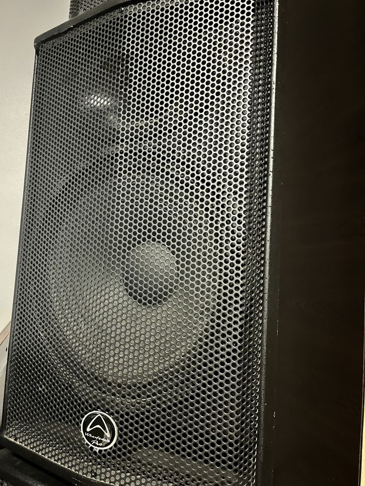 2 boxe Wharfedale pro impact x15