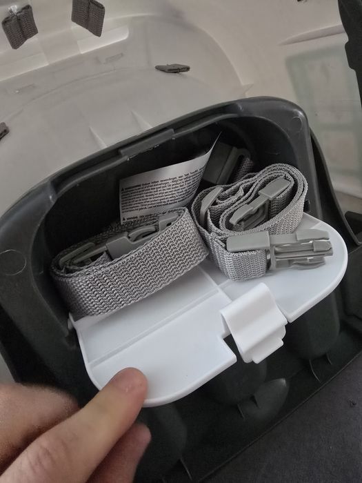 Scaun de masa bebelusi