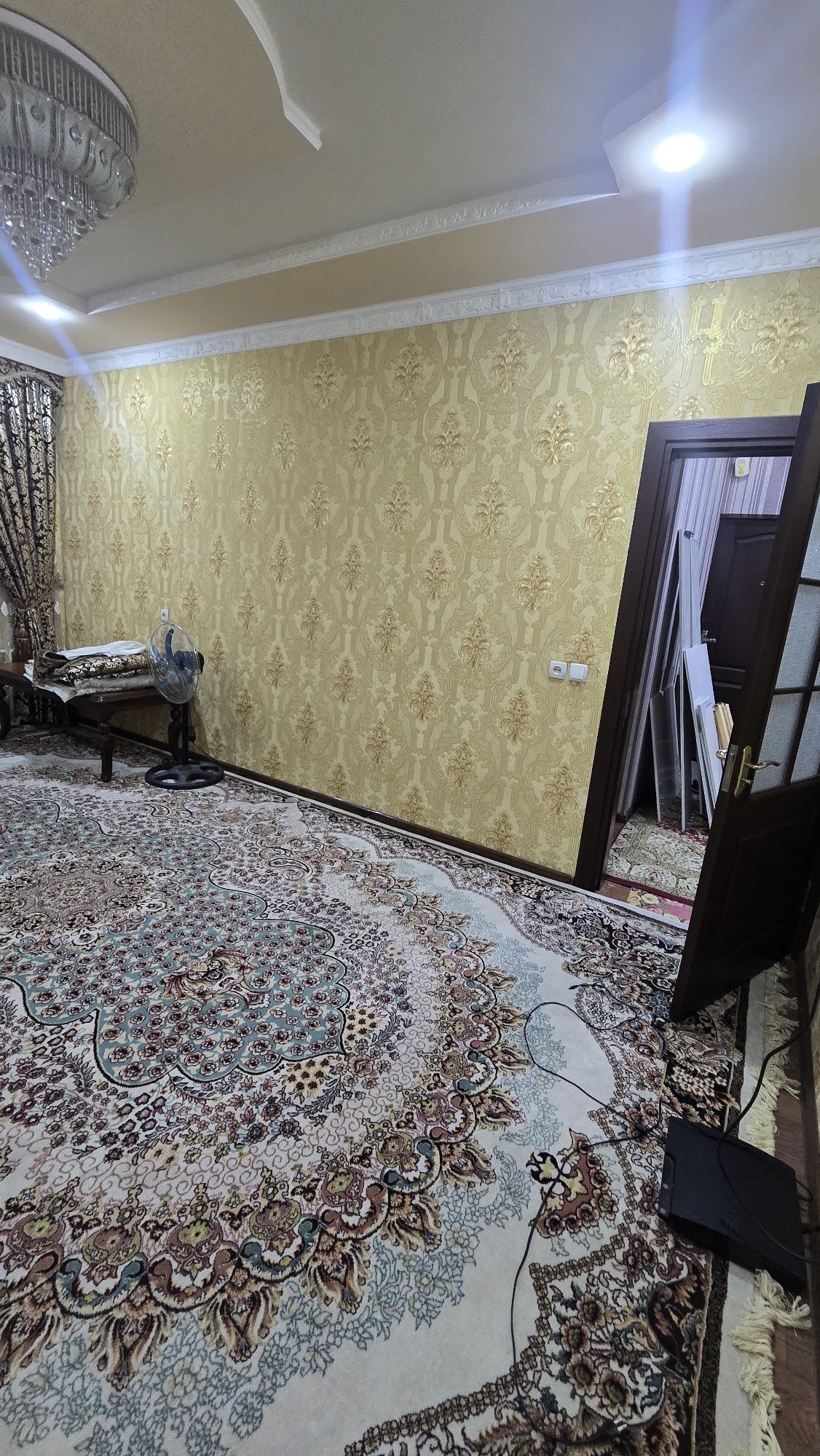 квартир сотилади