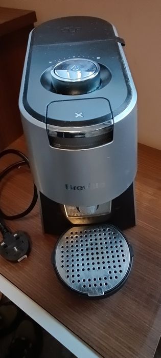 Диспенсър за гореща вода Breville