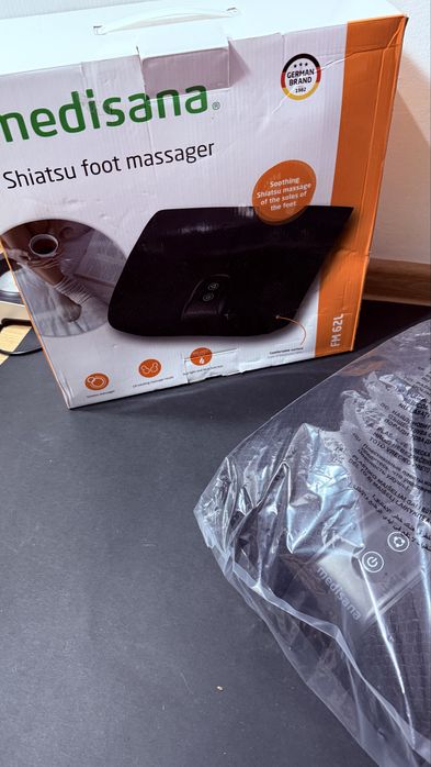 Aparat de masaj pentru picioare