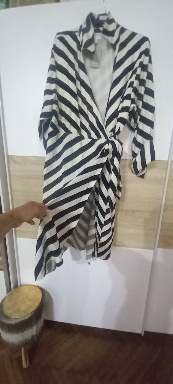 Rochie în dungi H&M