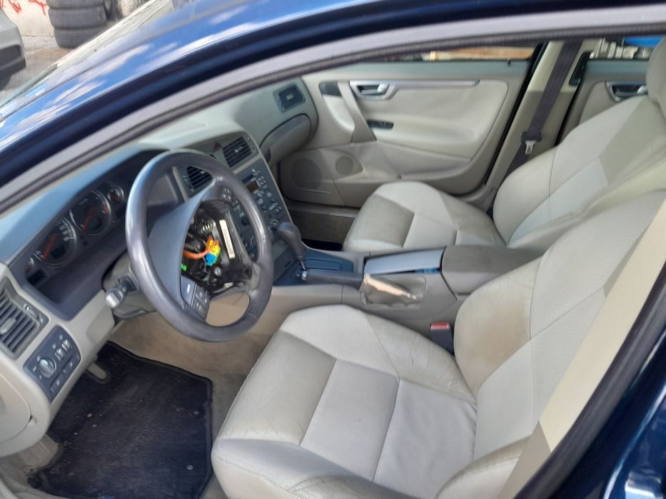 Volvo s60 2.4 автоматик на части