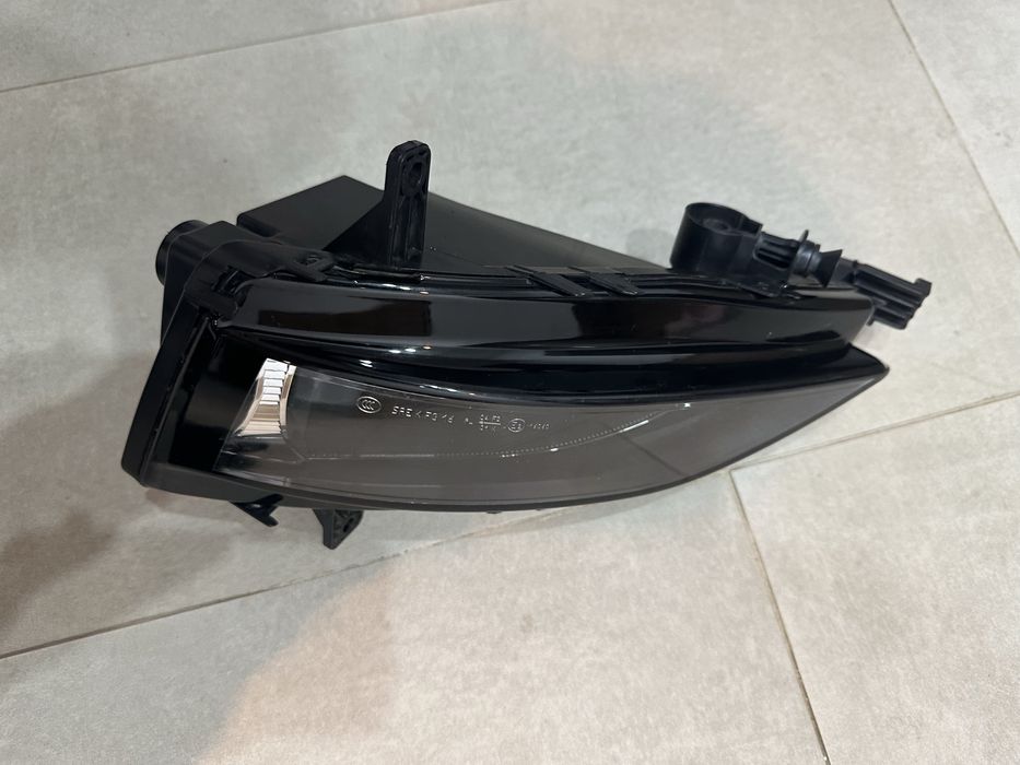 Proiector ceata dreapta vw golf 7 facelift 2017-2021