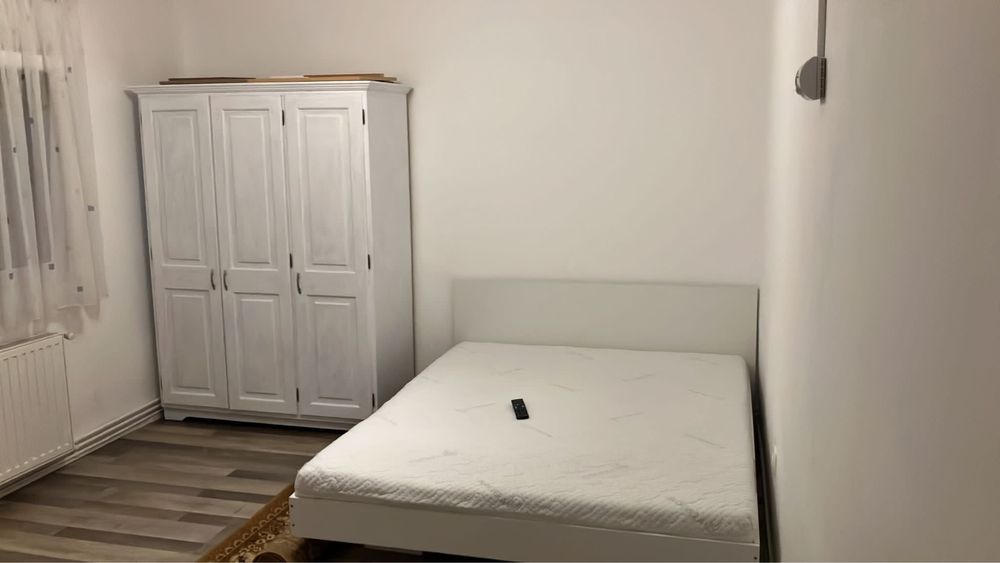 Dau spre inchiriere garsoniera