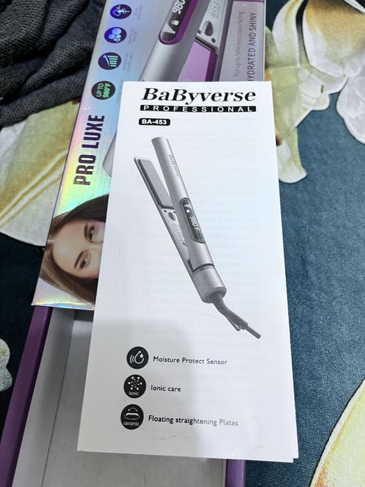 Продам керамический выпрямитель для волос с датчиком температуры