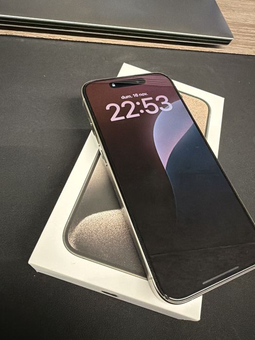 Iphone 15 PRO impecabil functionare/aspect 10/10