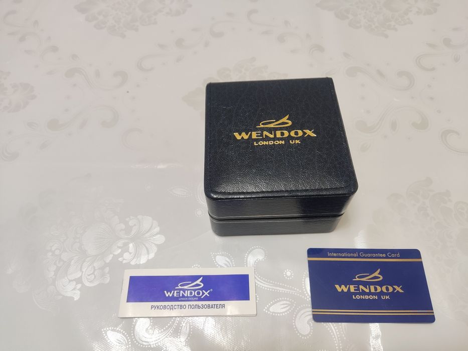 Wendox наручные часы UK London.