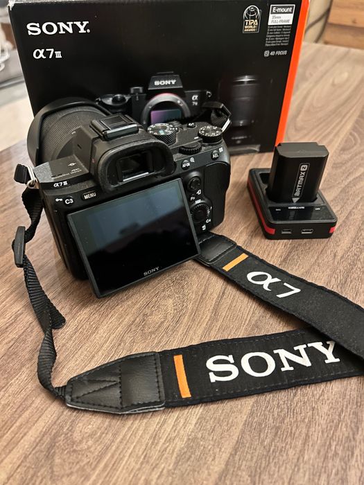 Фотоапарат Sony A7 III + обектив FE 28/70