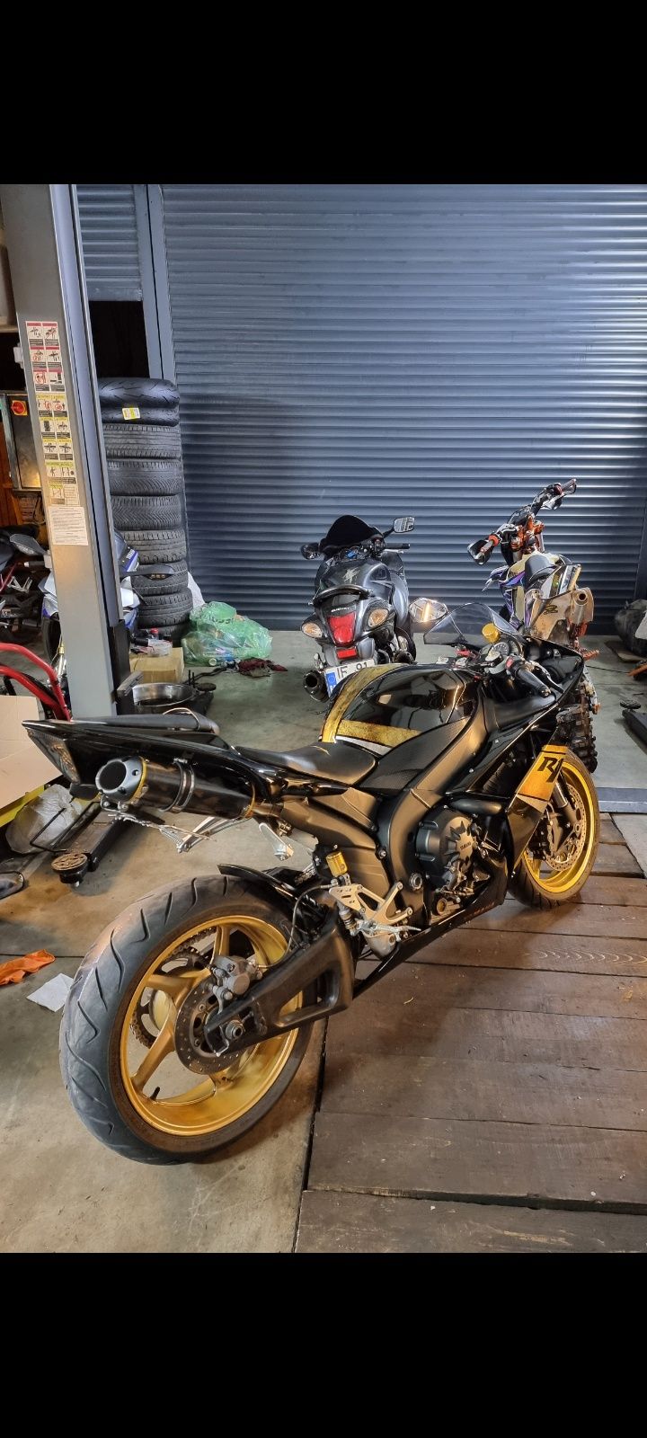 Yamaha R1 2008 rn19