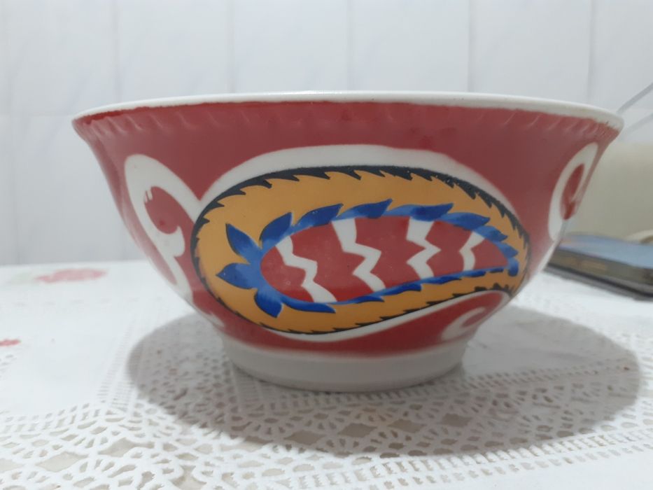 Большой фарфоровый салатник "Каламбур"(1974 г.) Первомайского (Песочно