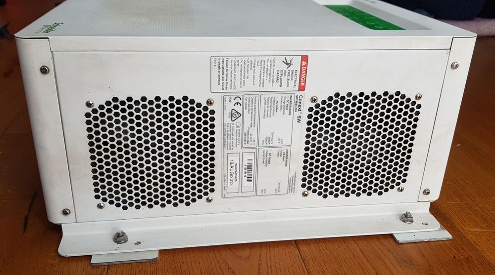 Invertor combi 24V 3,4kw Conext SW 4024 Schneider