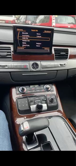 Vand audi a8 2012 km 238000 reali