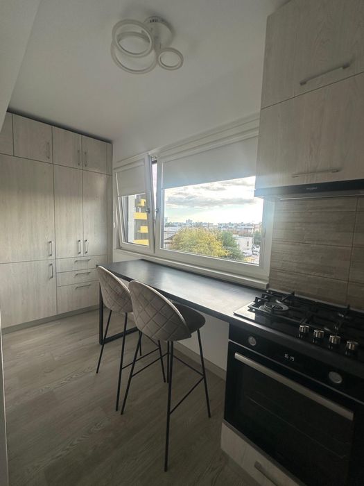 Inchiriez apartament 2 camere -Complex Decebal Residence