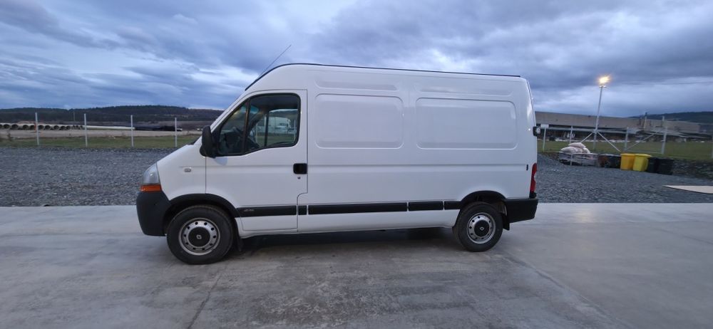 Renault  Master  2007