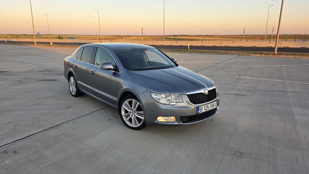Skoda superb 2010, navi, senzori parcare, carlig, scaune incalzite