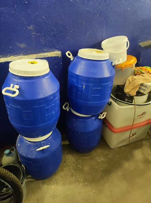 Бочки 60 л. 4 шт.