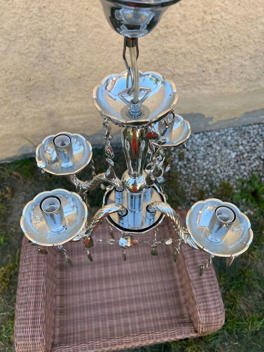 Candelabru argintiu