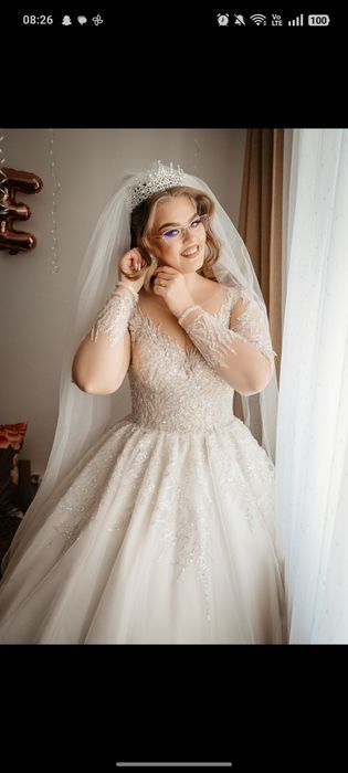 Vând rochie de mireasă