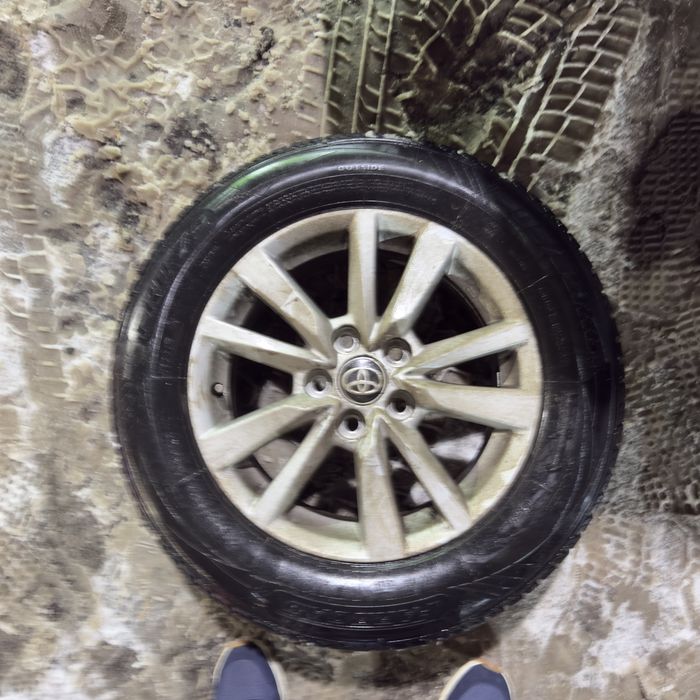 Диски оригинал камри зимнй резина