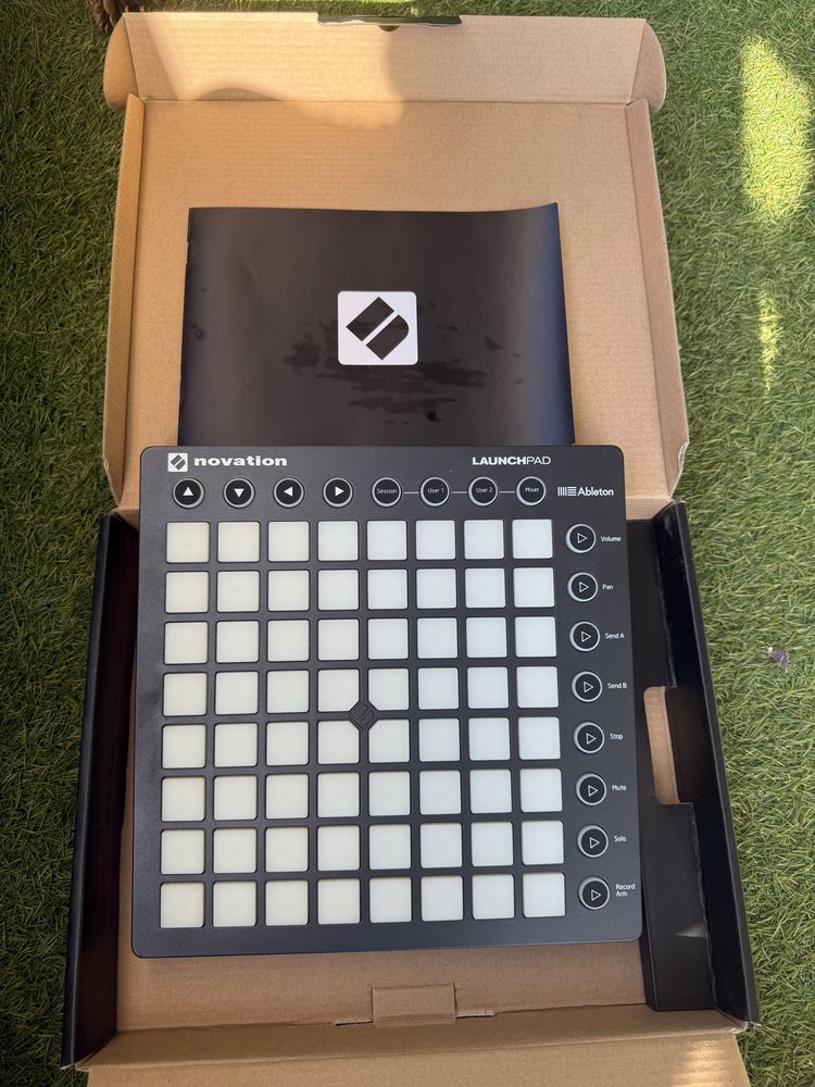 Novation Launchpad MK1