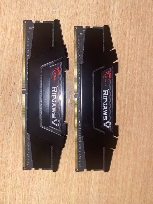 Срочно продам оперативную память.