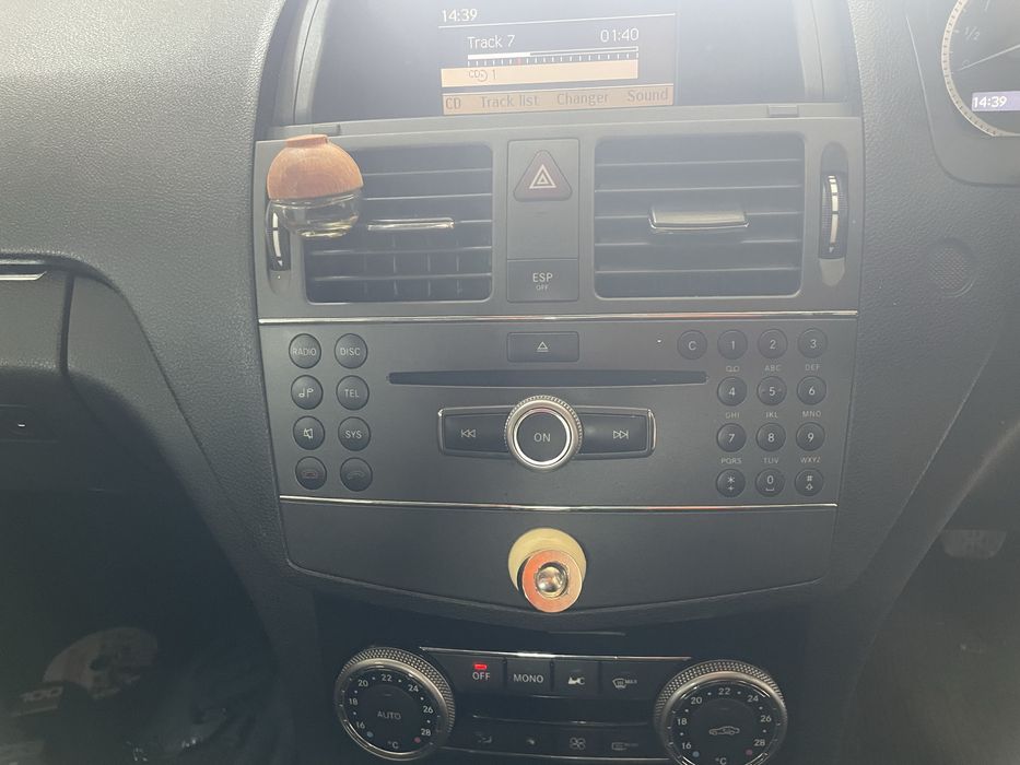 Player / navigatie w204 mercedes c class / display color