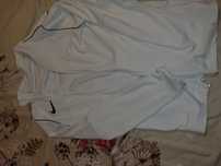 Vând bluza Nike nouă