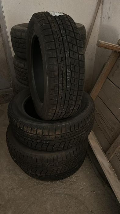 Покрышки 215/55/17