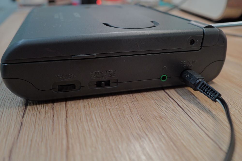 Sony ICF-CD1000 stare perfecta radio cu cd player si ceas alarma