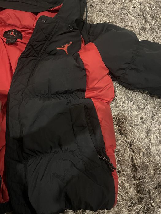 Geaca Jordan Essentials Marimea M