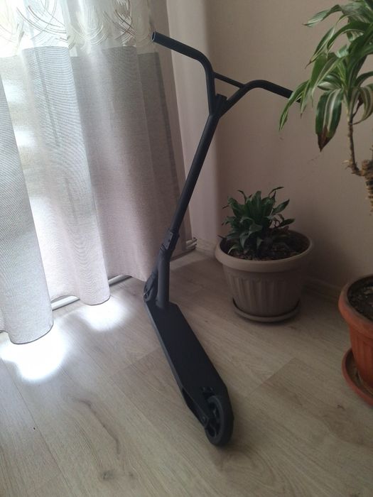 Продавам тротинетка за трикове