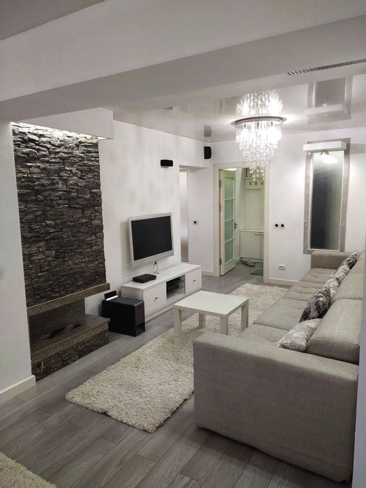 Продается 2 комнатная квартира метро Х. Алимджана