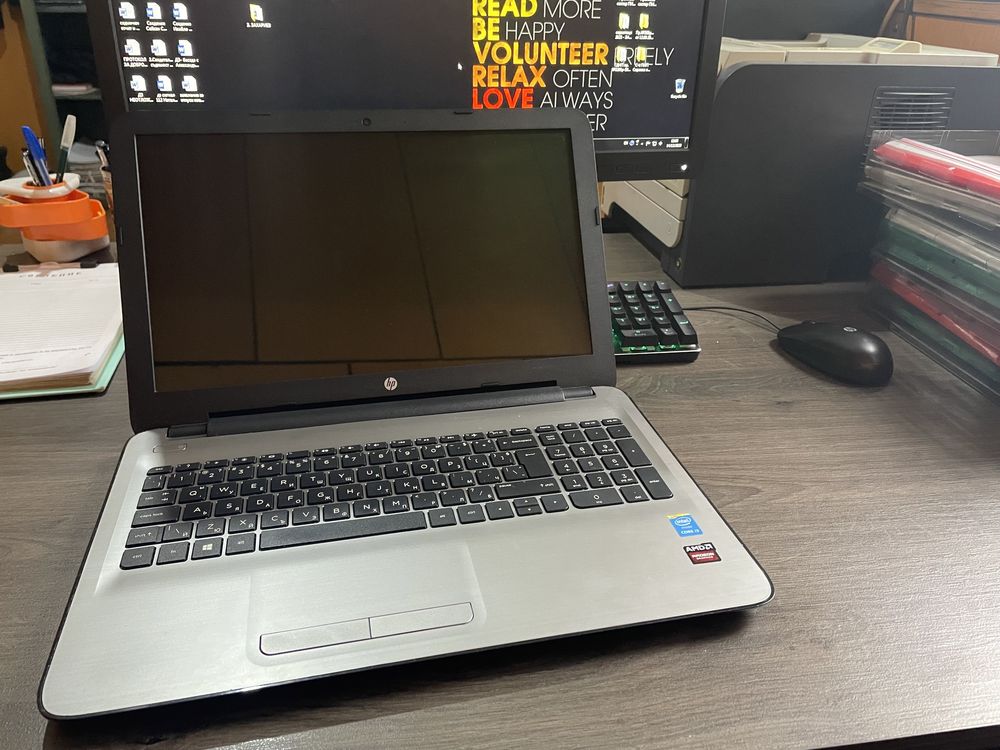 HP Laptop TPN 125 - Intel i3-5005U,8Gb Ram,256Gb-SSD