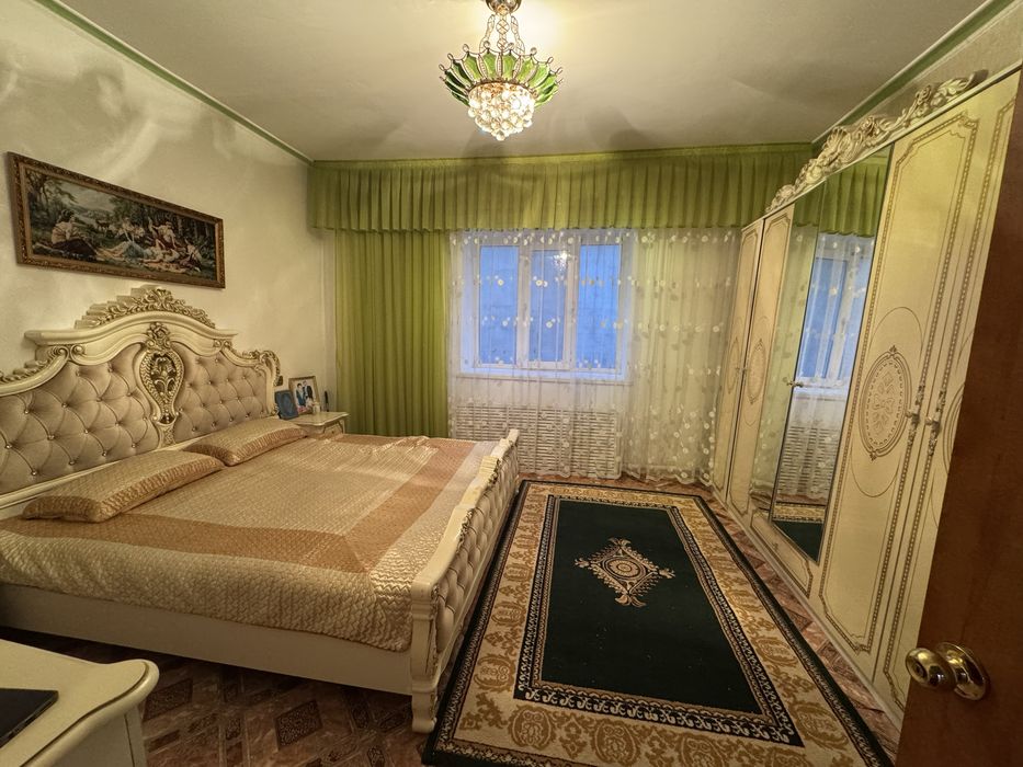 Продвется дом в мкр Контеинерная