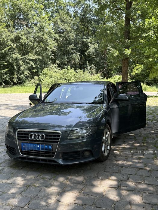 Audi A4 B8