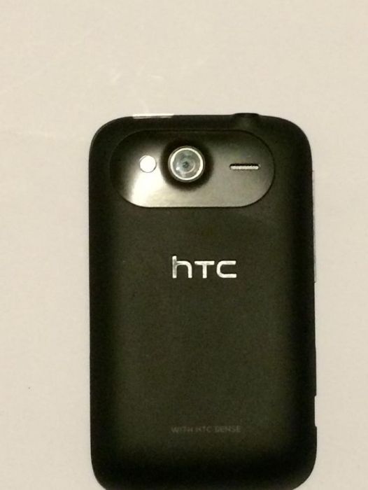 Телефон HTC Wildfire S