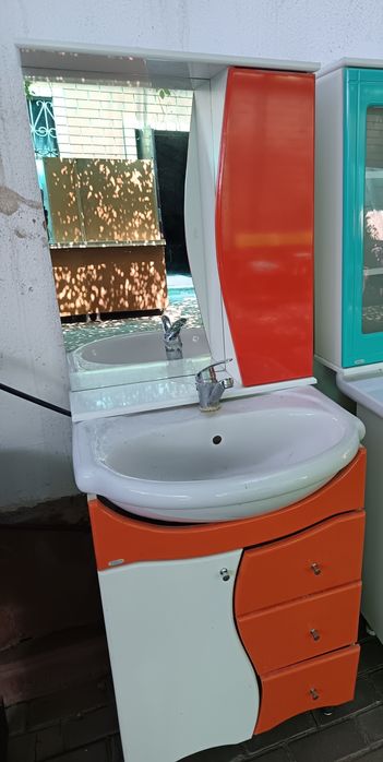 Продам мебель для ванной
