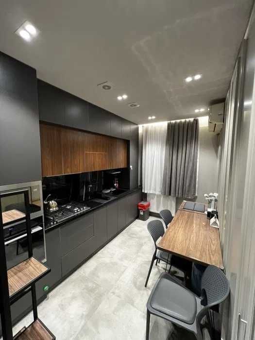 Сдаётся квартира в Яккасарайском районе ор-р Magic City 2/4/10 391*