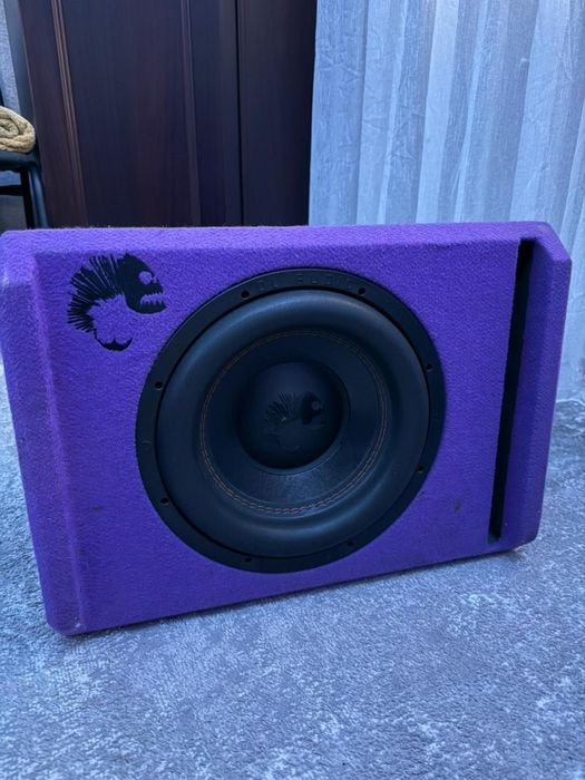 Продаю сабвуфер